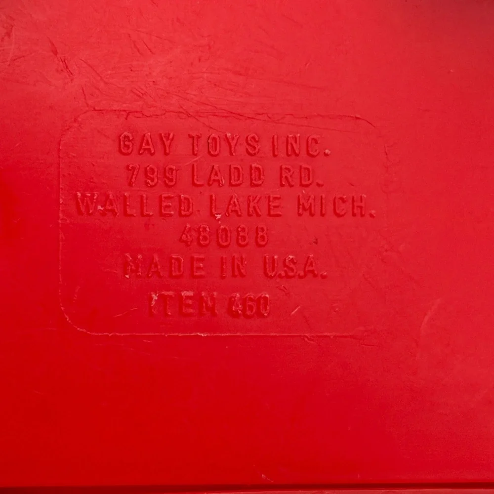 Vintage Gay Toys Inc Red Blue Plastic Tow Truck Item 460 Made in USA